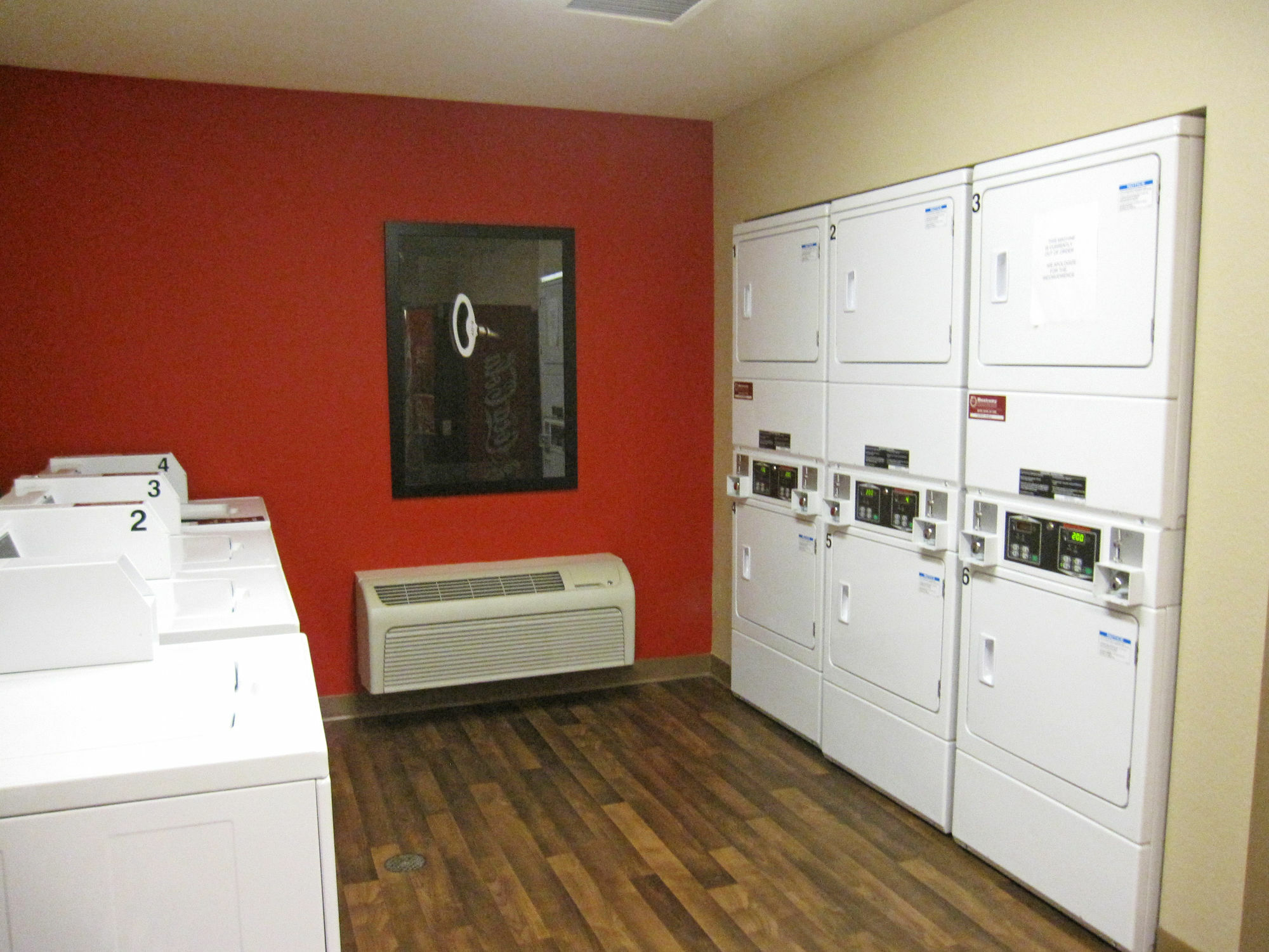 Extended Stay America Suites - Los Angeles - Simi Valley Santa Susana Knolls Екстериор снимка